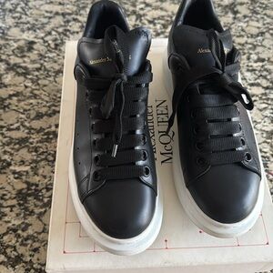Alexander McQueen Sneakers